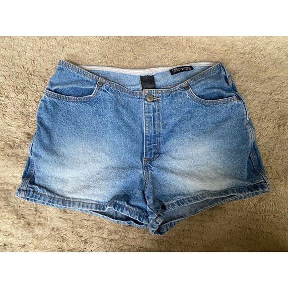 Vintage No Boundaries low rise Jean Shorts Size 7 From 90’s/00’s - Picture 1 of 8